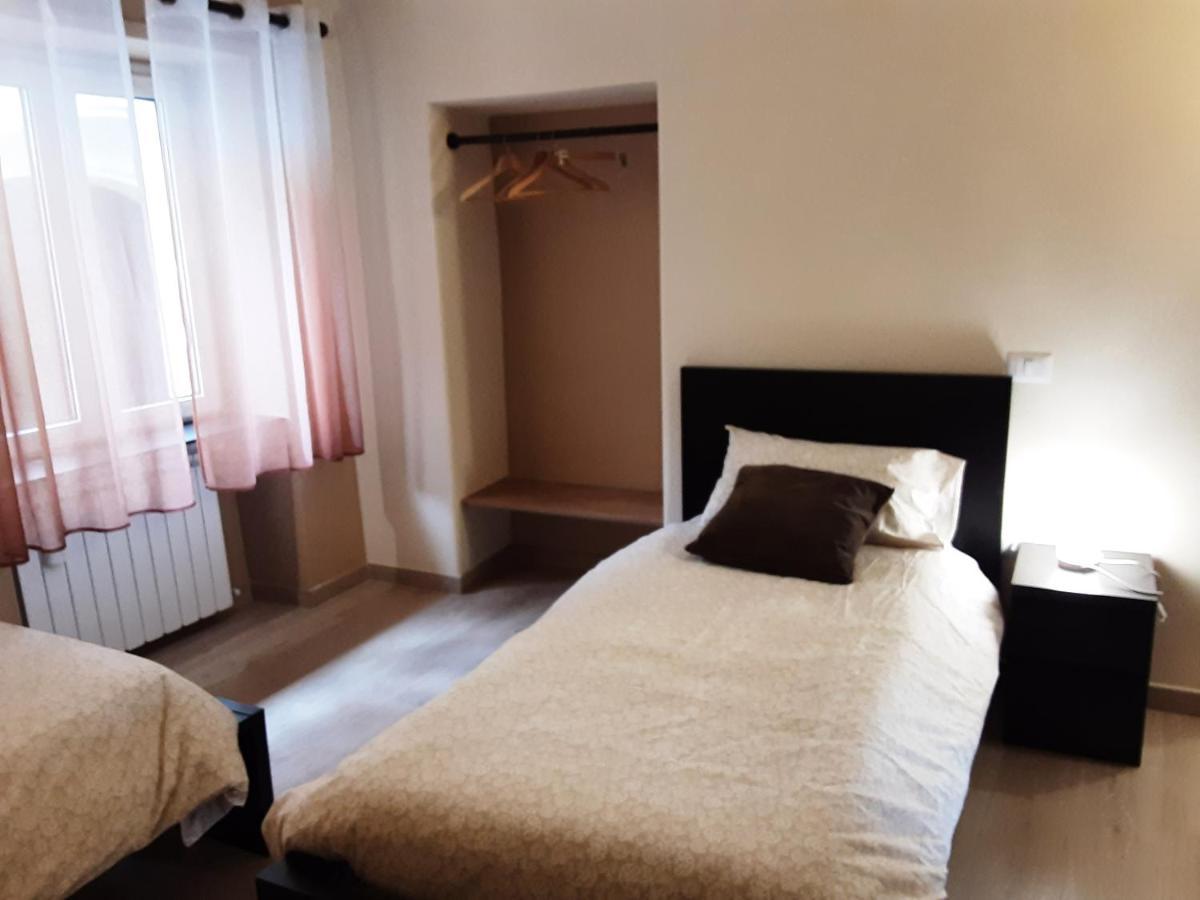 アヴェルサ Dimora Normanna Bed & Breakfast エクステリア 写真